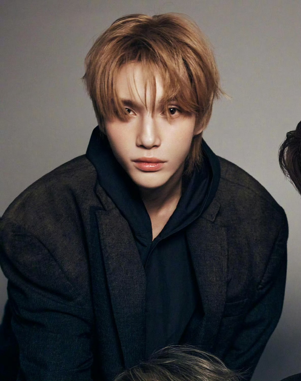 其实这张 眼神很迷离 湿漉漉的大眼睛 我刚抽出来他就这样挽留我这样看着我 