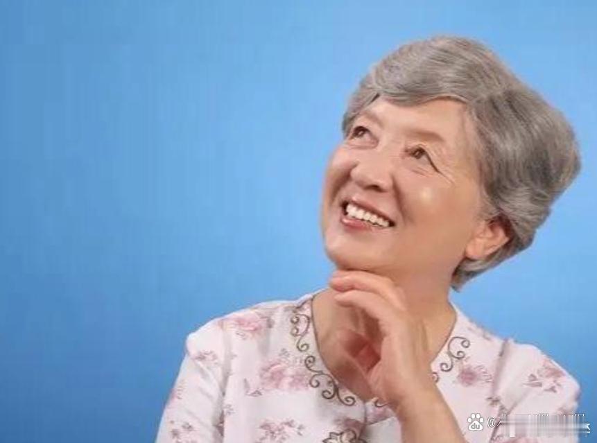 你知道人活到 100 岁的概率有多大吗？1. 据统计，活到 50 岁的概率是 9
