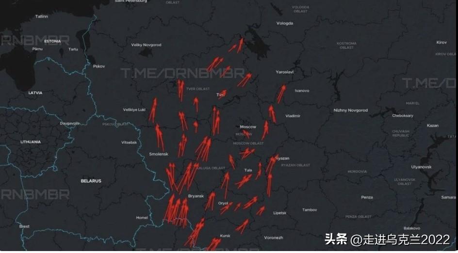 莫斯科遭遇大规模袭击：数十架无人机冲向俄罗斯首都，机场陷入瘫痪



侵略国首都