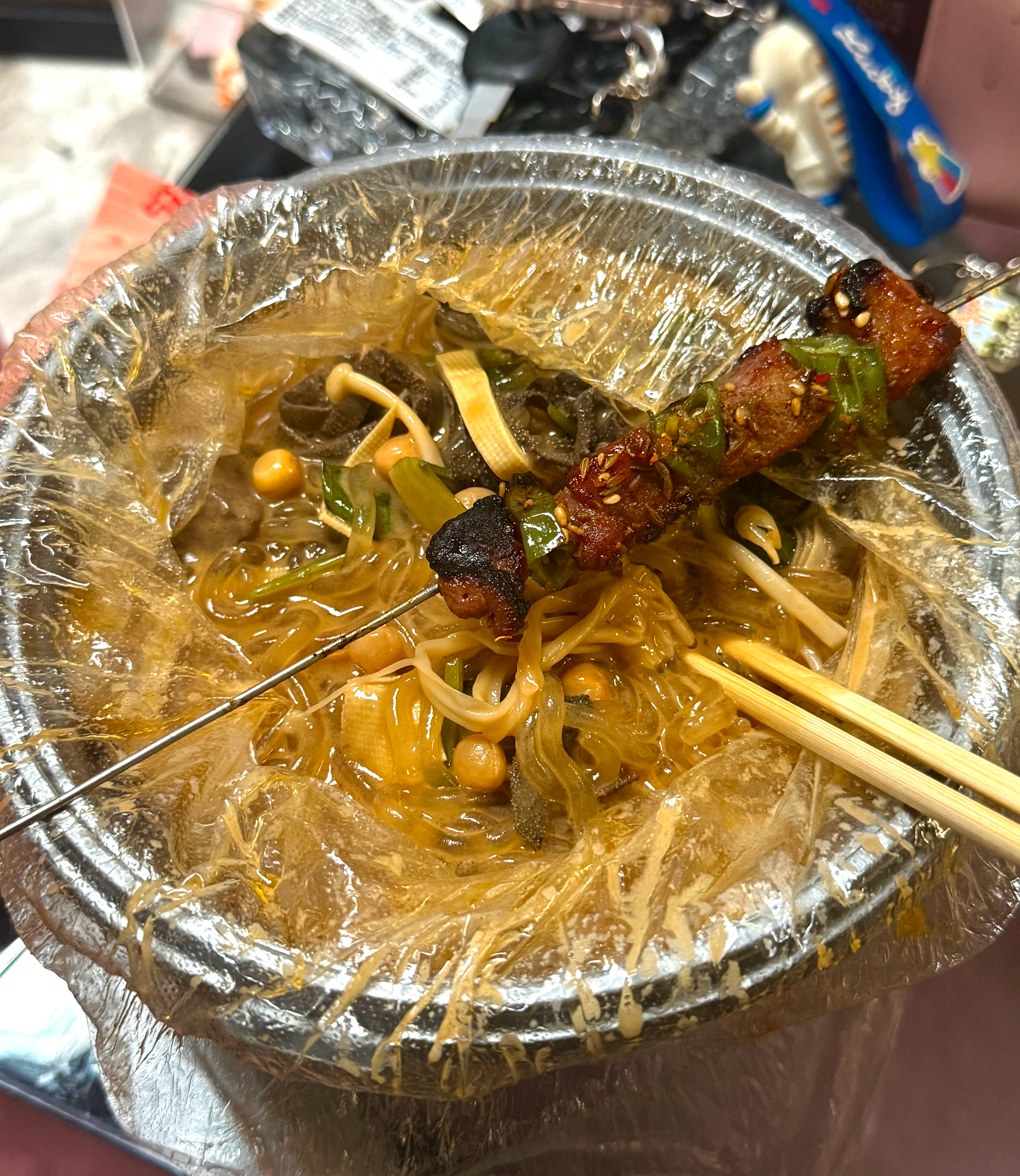 🍗🍜🍕🦪🐙🍡🥘🍟🥩 