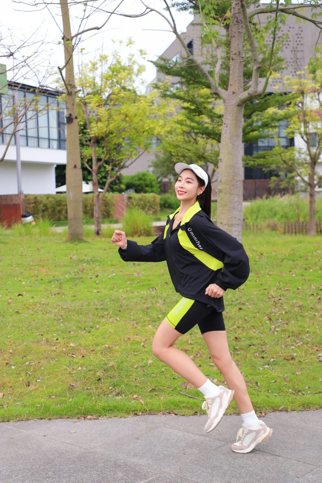 🍂秋风轻拂户外跑起来吧🏃‍♀️