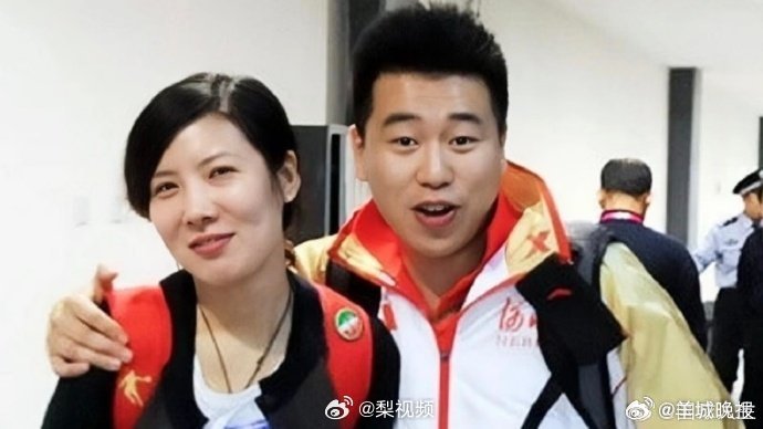 #王心迪徐梦桃是第六对奥运金牌夫妇# 【王心迪、徐梦桃成为#中国体育史上第六对奥