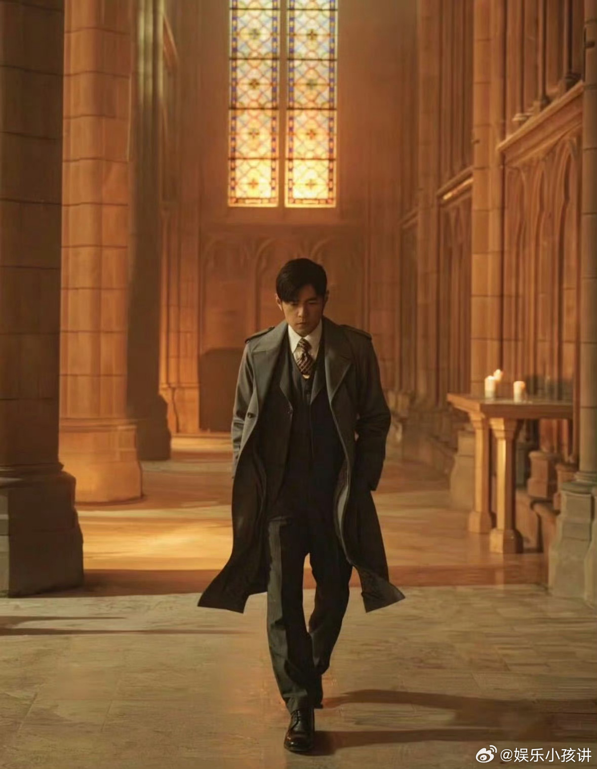 那天下雨了16年前就写好了第一届太阳之子抢歌赛周杰伦早年写给女生的歌尘封16年终