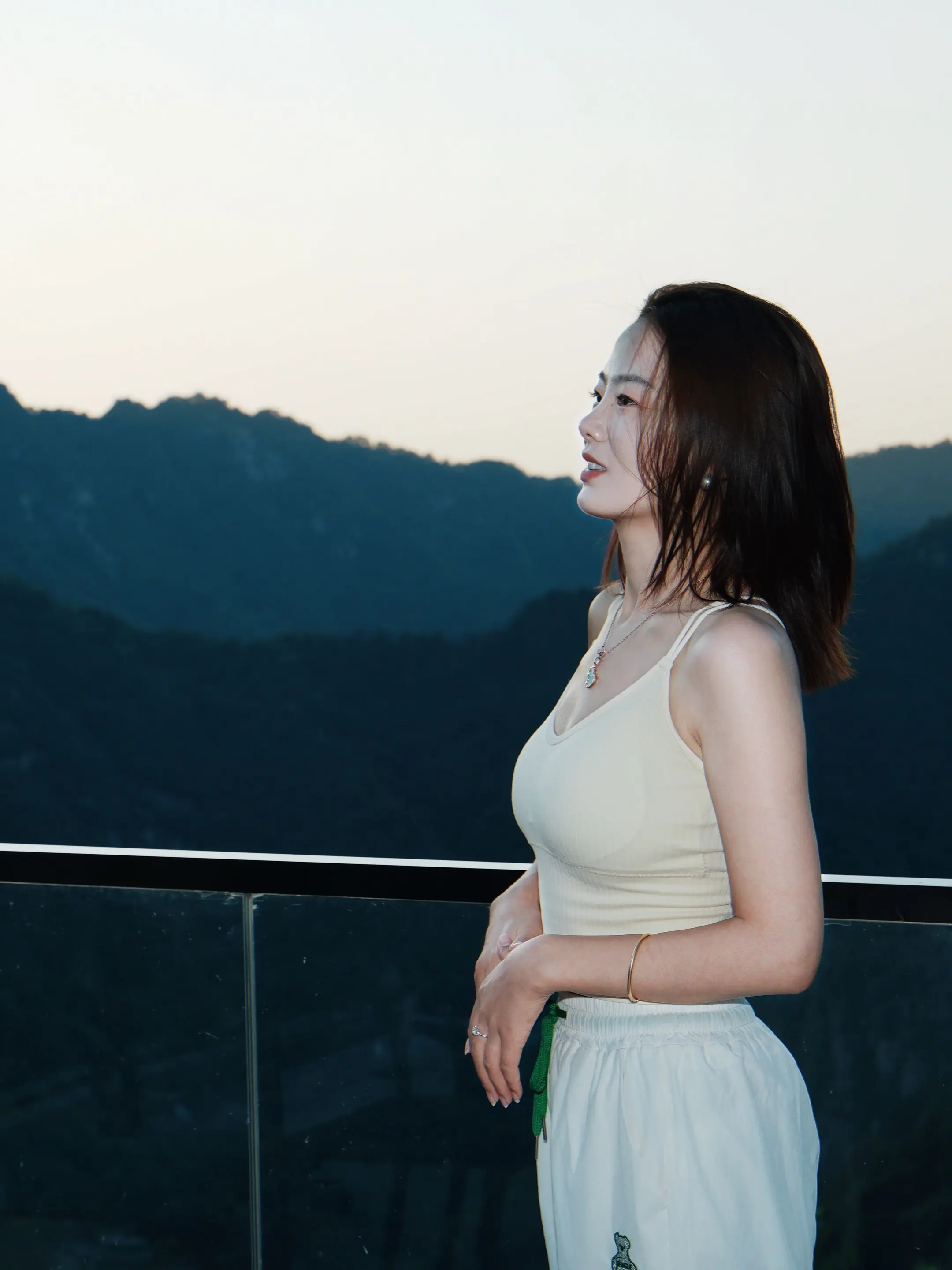 那远山呼唤我 小夫妻爱看房