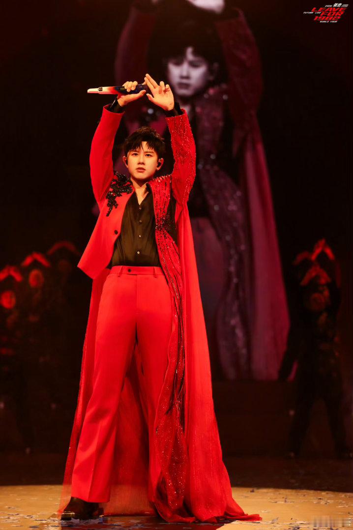 张杰的歌没有不会唱的风险出道22年唱出无数经典歌曲，华语live王的歌有不会唱的