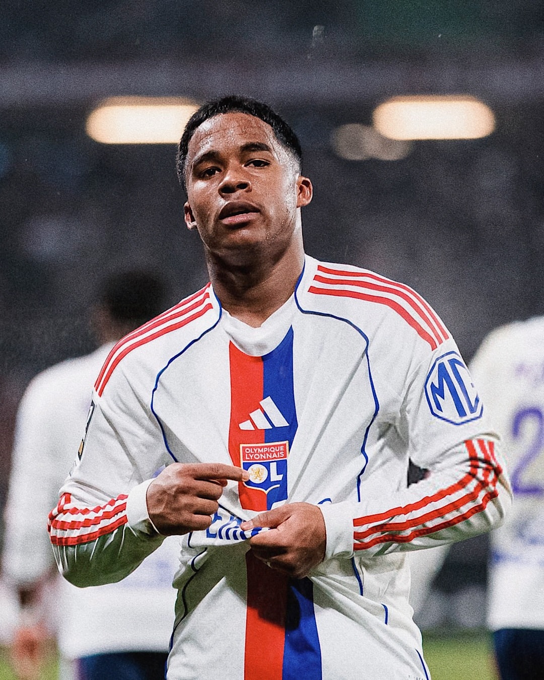 Endrick making waves in Lyon already 🌊 