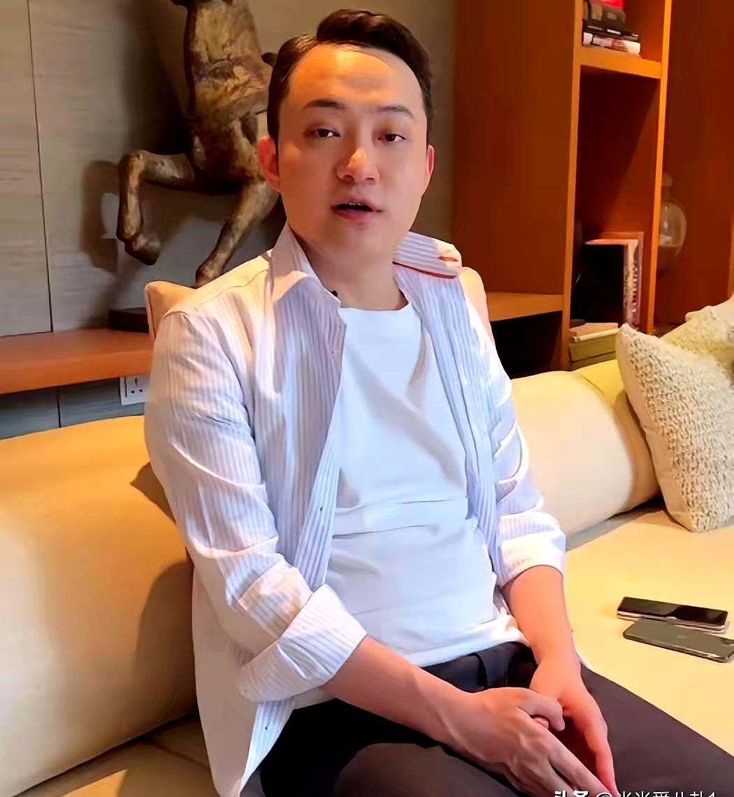 当连胡锡进都点名骂“缺德”，张骏直指“猥琐”，卢克文嘲小人，王小川干脆盖章“魔头