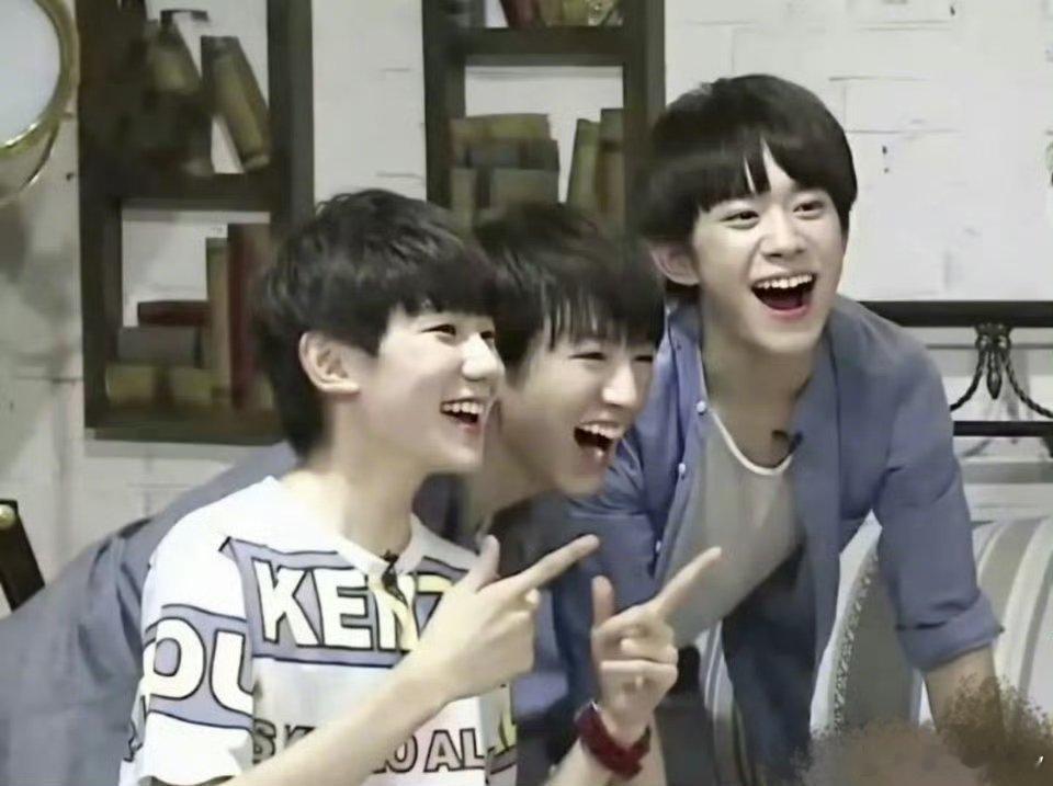 王源王俊凯为易烊千玺庆生 知道他们会私下联系，但是看到公开为对方庆生还是很感动，