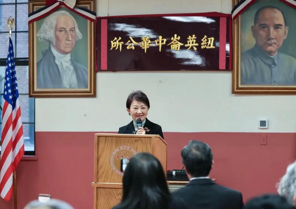 卢秀燕跑到美国谈两岸关系，这不是缘木求鱼吗？

卢秀燕专门跑到美国谈两岸关系，还