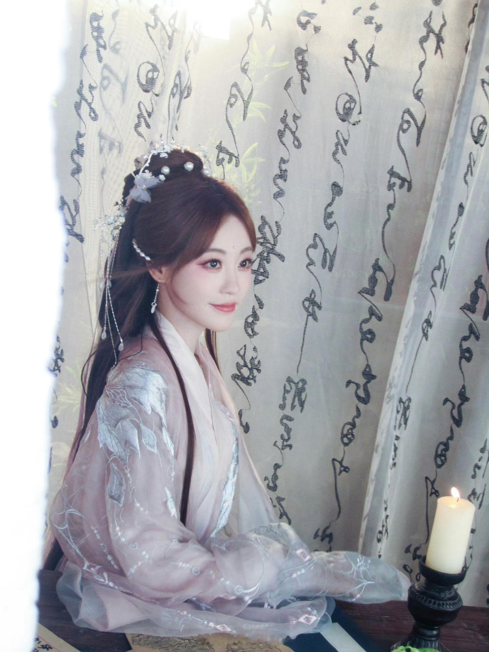 祝绪丹 • 嫦娥🌙🐰 ​​​