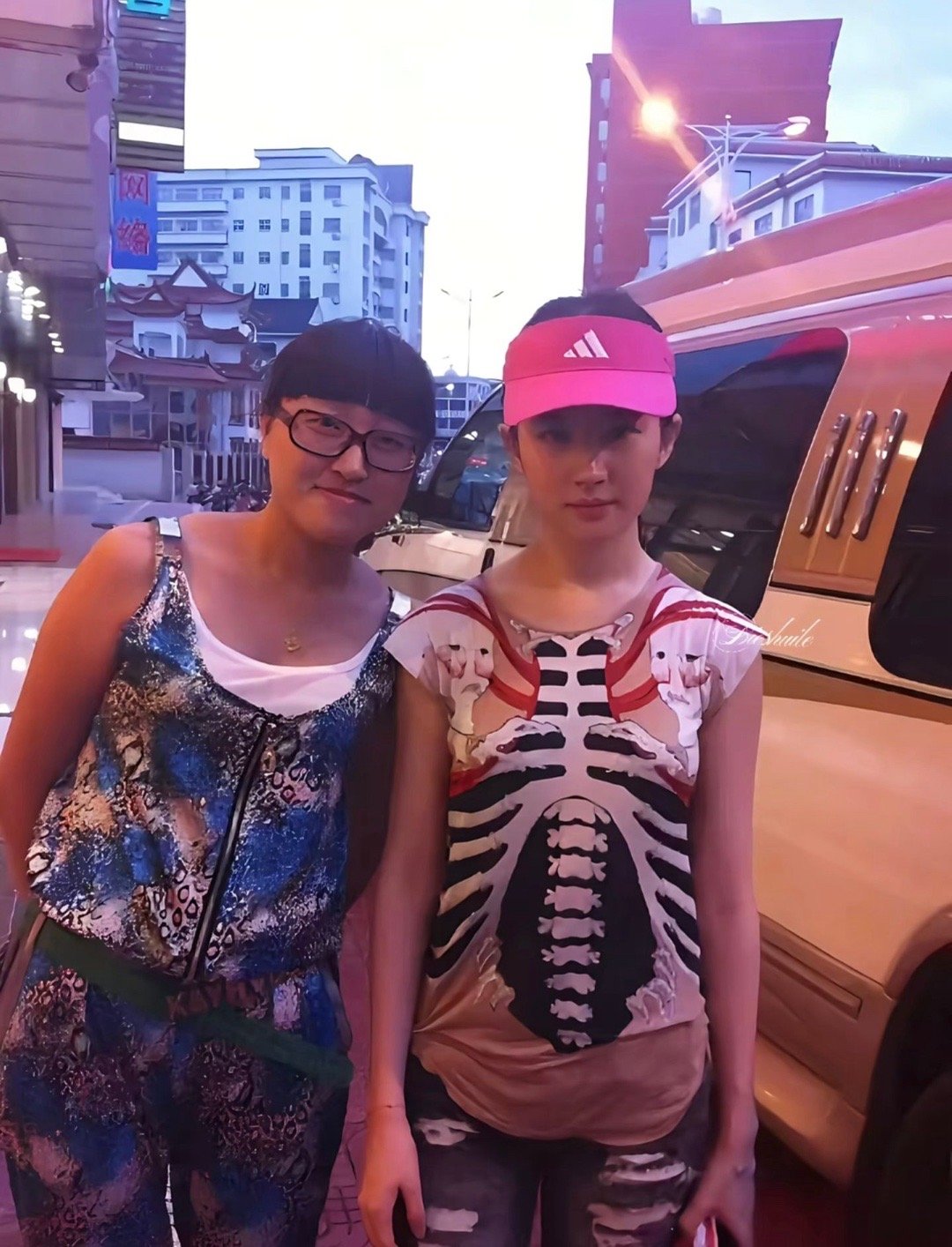 刘亦菲  穿搭的尽头……刘亦菲｜ 