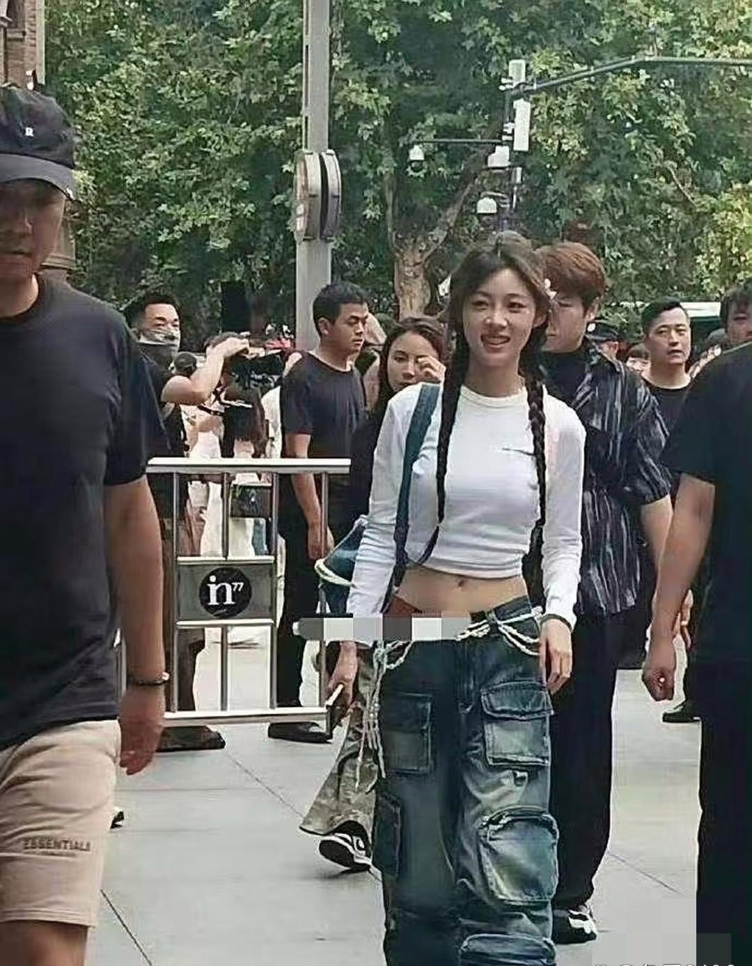 原来这就是痞幼啊，我终于知道她长啥样了 