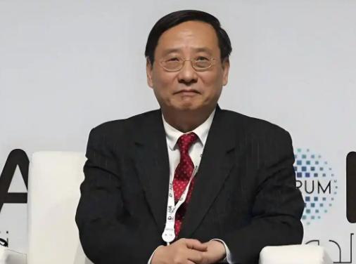 警醒国人！高志凯公开发声警示，比起步步紧逼的日本右翼势力，国内悄然滋生的对日绥靖
