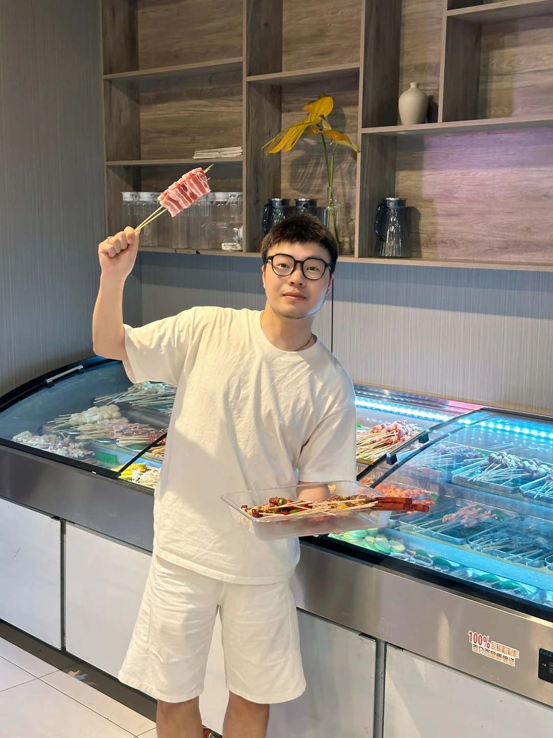 安吉本地人带路才找到的烧烤小店！