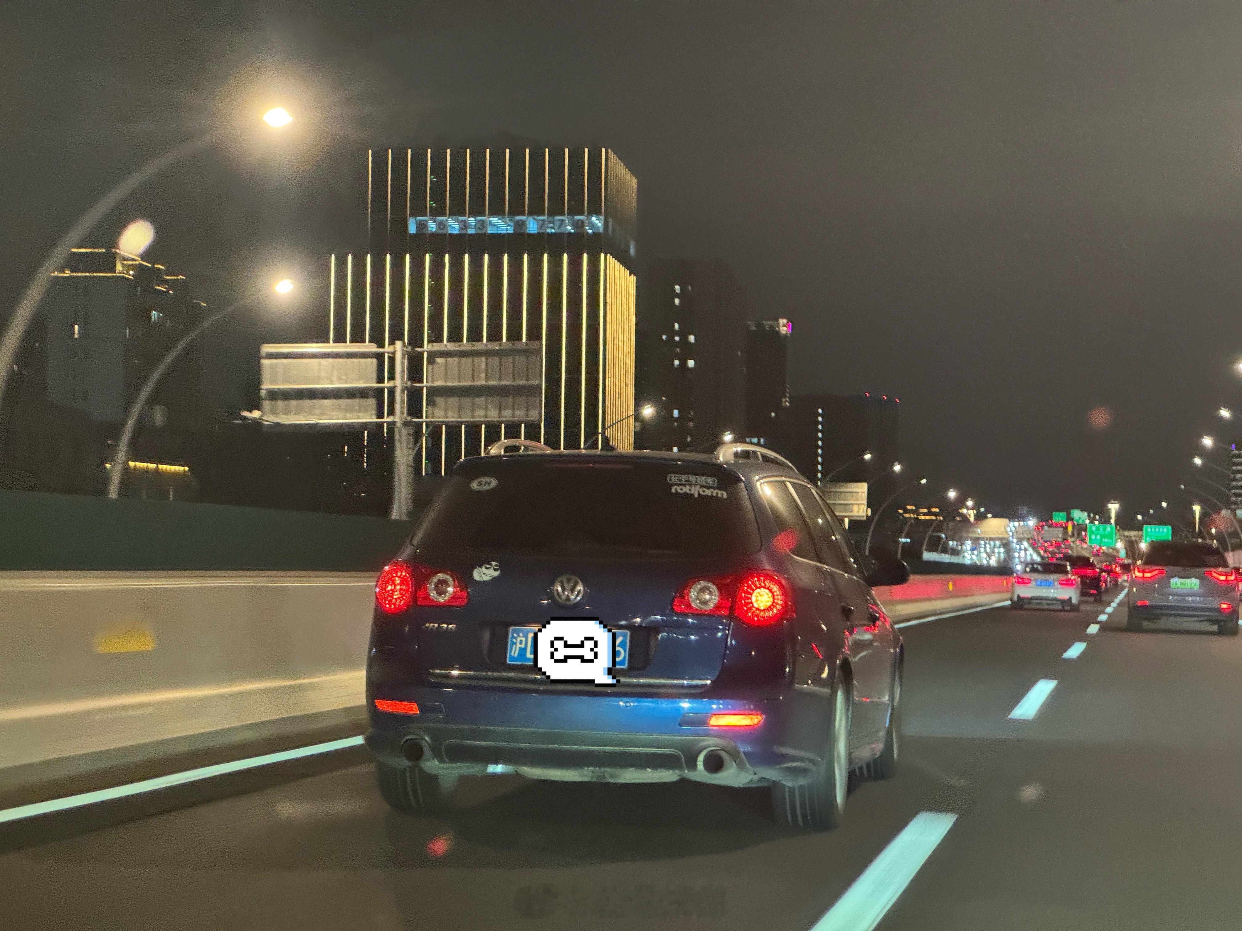 最近通勤路上遇到了很多经典老车（小众新车）啊~42how旧能源汽车全民拍车