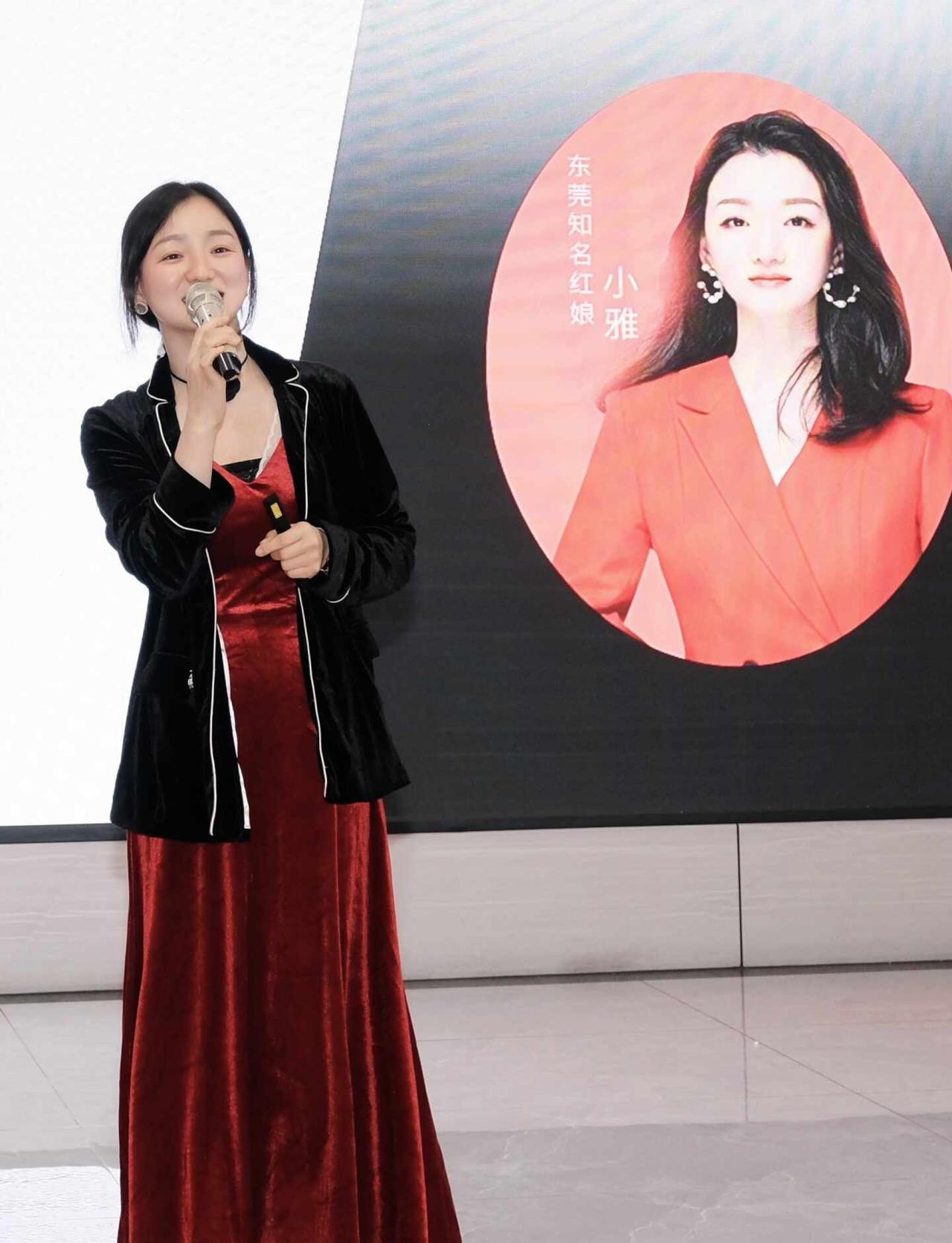 活动跟拍｜东莞
活动跟拍 活动策划 活动拍摄 富士女摄 东莞约拍 主持人 东莞红