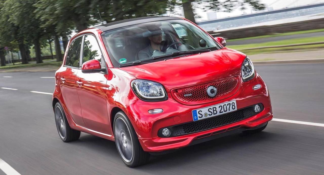 谁能拒绝一台巴博斯版四门 smart。车型：Smart Forfour BRAB