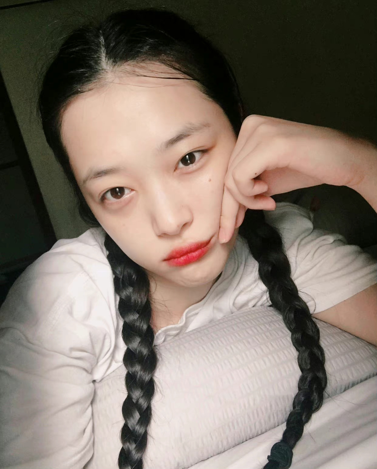 崔雪莉[超话] [心]致美丽的崔雪莉 [心]崔雪莉头像 170907 INS ?
