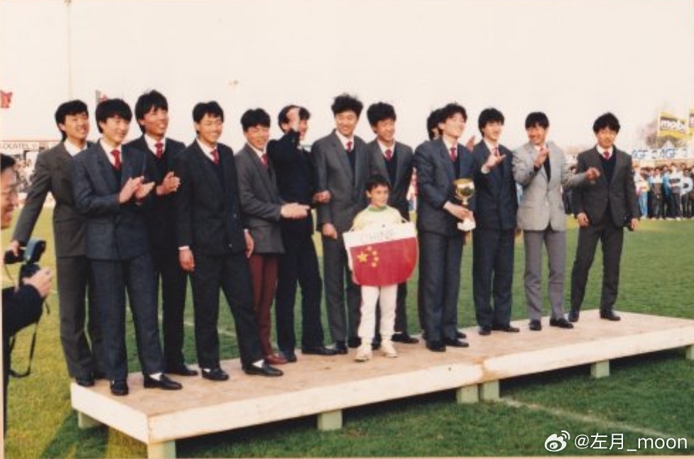 最近这两年，大家都很关注咱U16在蒙太古杯上的表现。那说球，我真的太外行啦，所以
