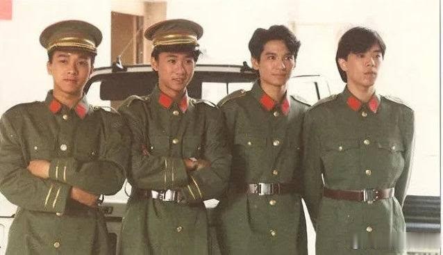 1988年10月，Beyond在首都体育馆连开两场演唱会，成为首支在此演出的香港