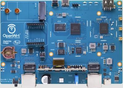 【路由器的“数字主权”：OpenWrt One 软硬一体的开源突围】OpenWr