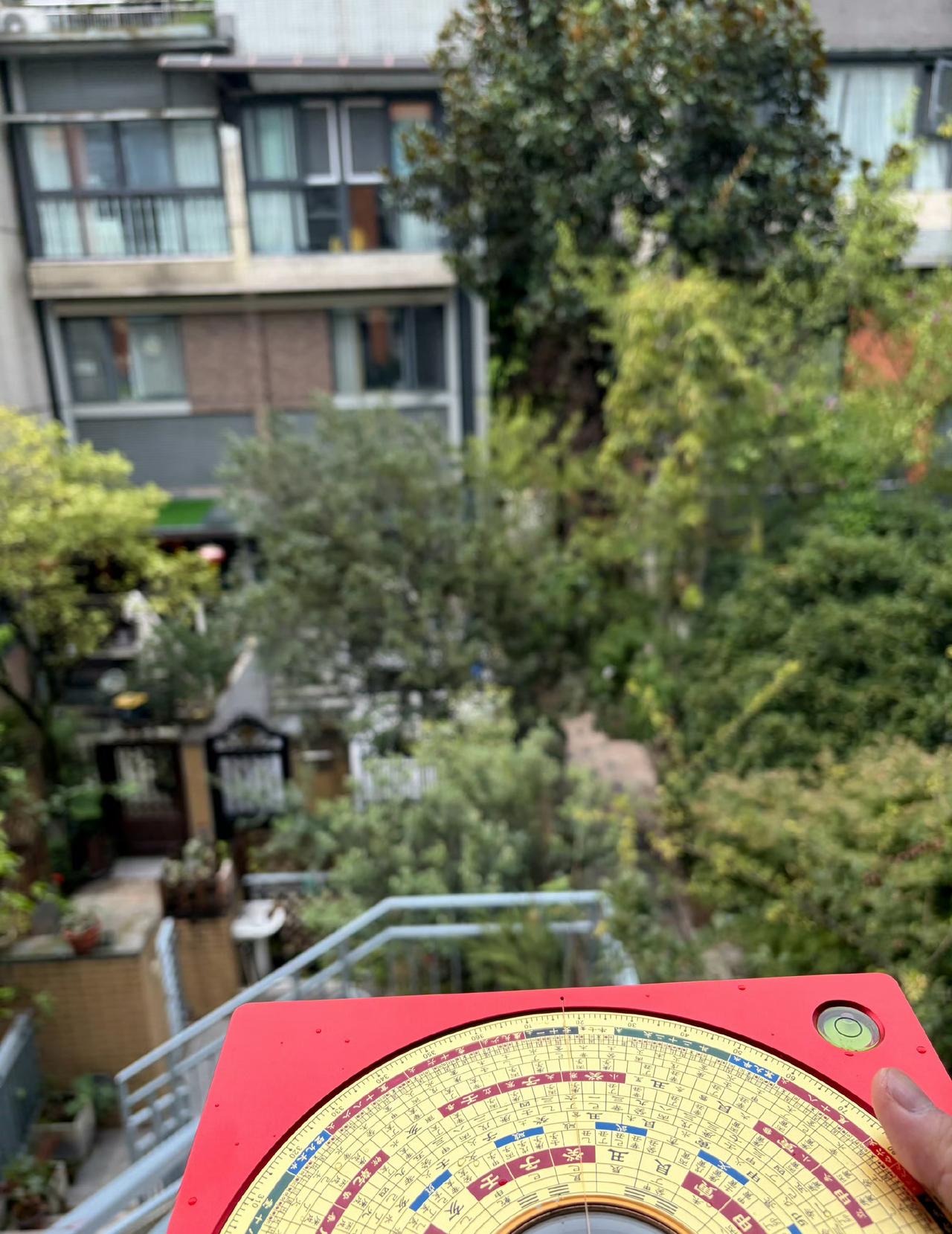 十二生肖的隐藏宿命

1、属鼠：一生谨慎，一生多疑，一生缺乏安全感。看似精明，最