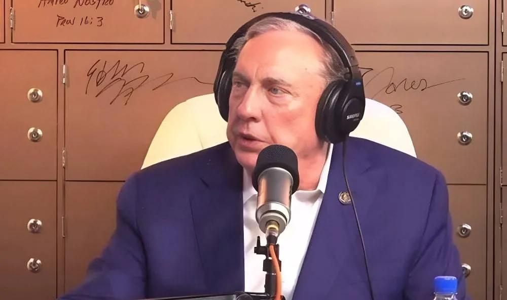 美国军事专家：乌克兰军队正在瓦解 他们知道自己输了。他们的部队正在瓦解。在评论乌