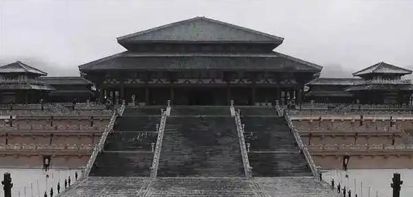 为什么拜占庭帝国后期只剩下一座城了还能叫帝国？

1453年的春天，君士坦丁堡的