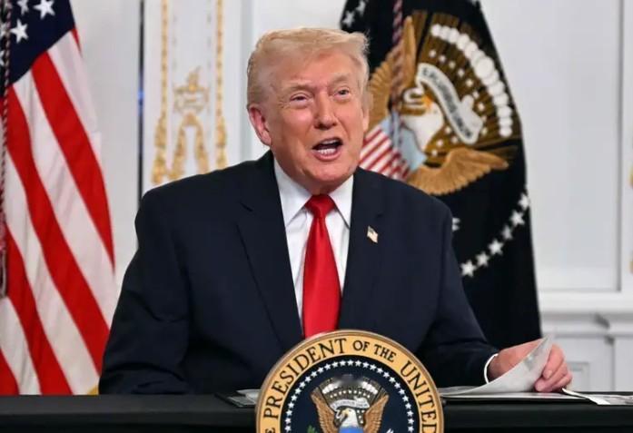 特朗普签署法案，解除与台当局的往来限制

中美达成贸易战休战协议才过去一个月，特