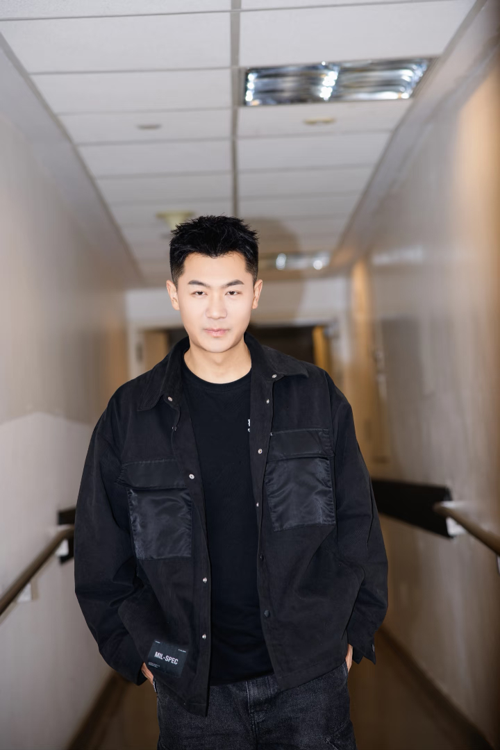 脱友2首录后台探班有南瓜吗？听说现在南瓜都瘦成黄瓜了[哈哈] ​​​