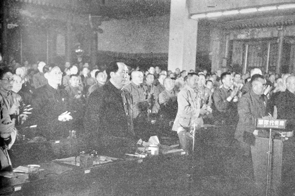 1950年，毛主席亲自邀请马占山参加政协会议，为何马占山却委婉拒绝了邀请？
19