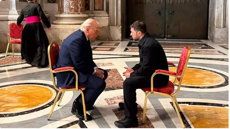 法媒：协议与分歧：解放报盘点 2025年 希音 深度求索 拉布布入选年度词

周