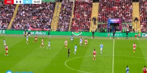 温布利不败金身，破了。

阿森纳0-2输给曼城，联赛杯又一次成了亚军，这已经是连