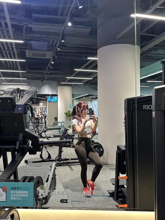 双马尾健身🏋️‍♀️法力无边！