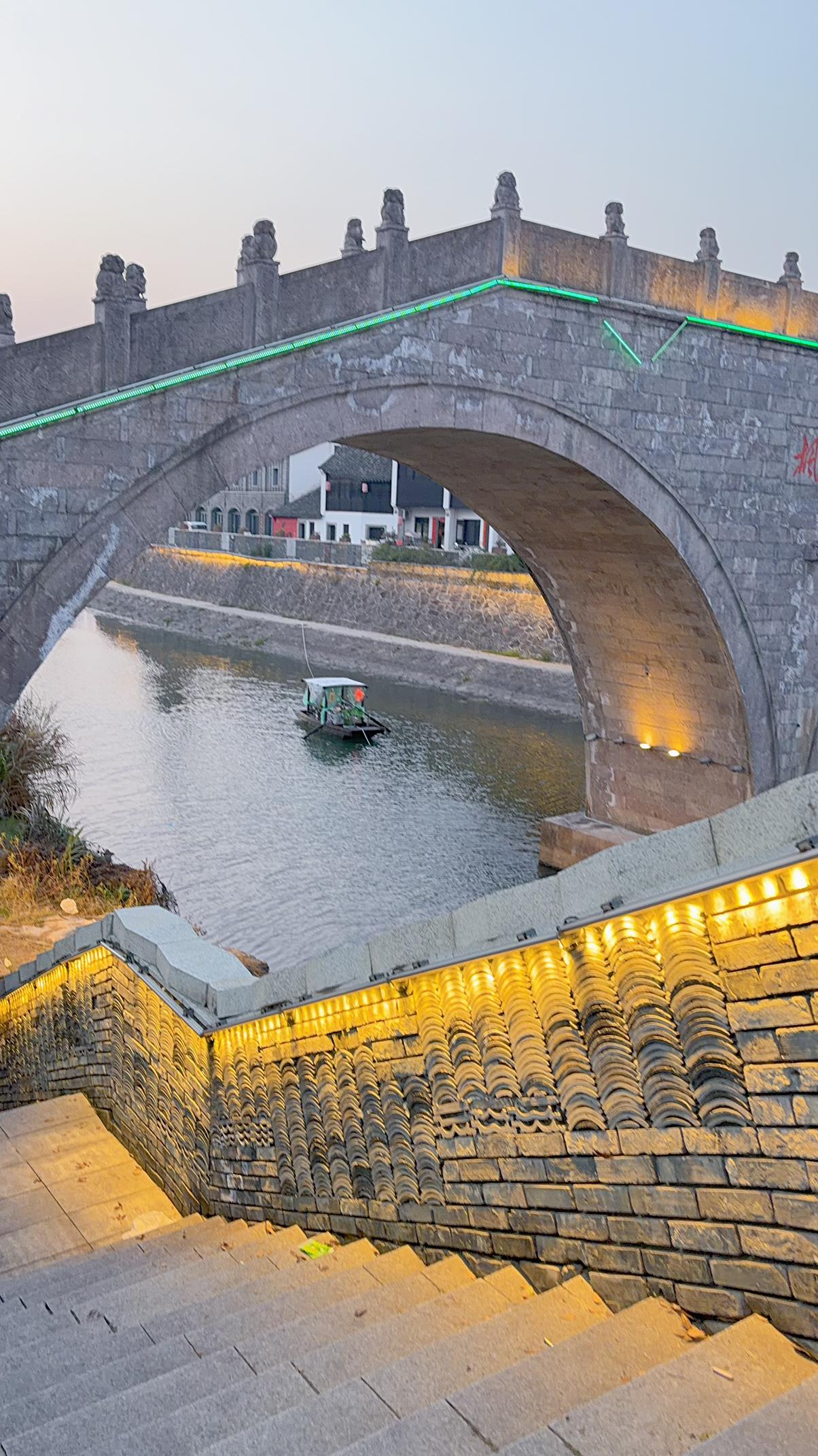 我的今日状态：😁轻松愉快
我这里的天气：☀️晴天