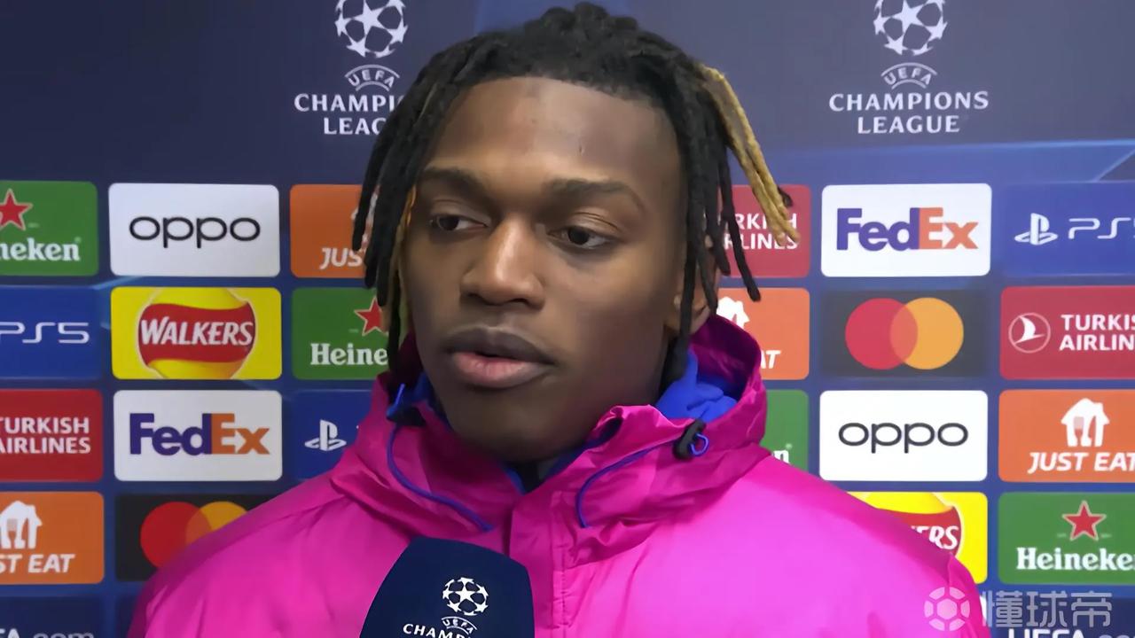 AC米兰最新球员身价前十名：
1.莱奥 9000万欧元
2.特奥-埃尔南德斯 5