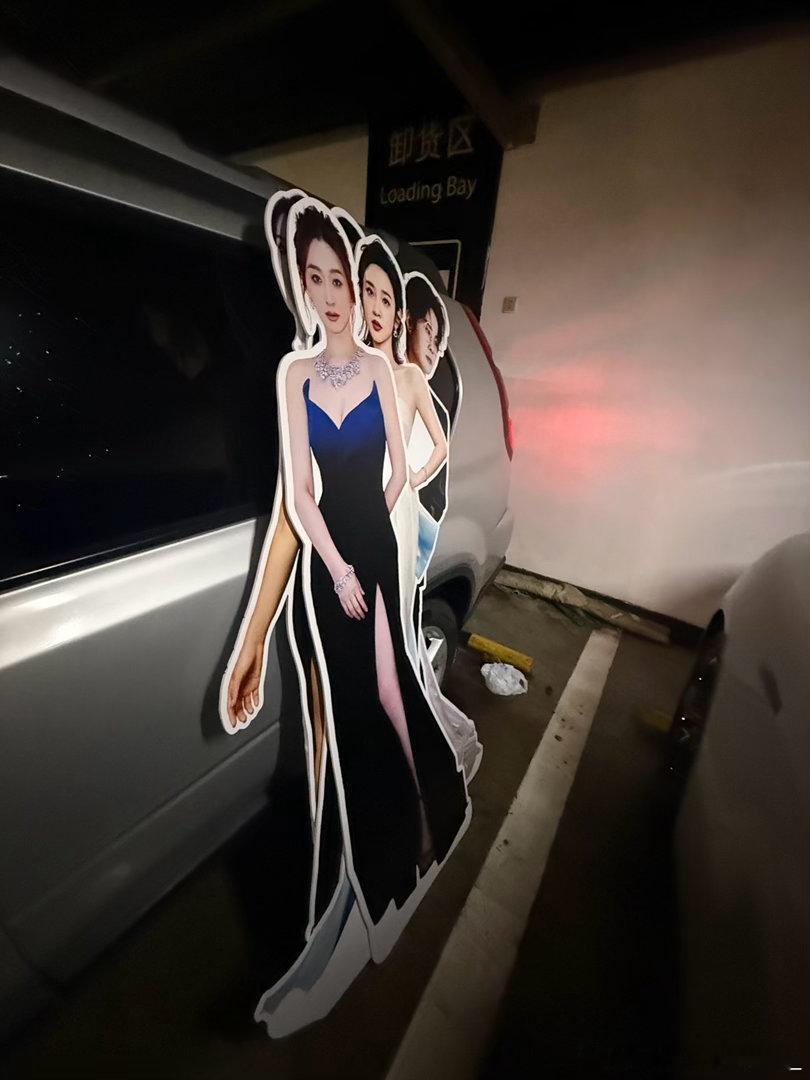 论北京的追星氛围有多浓全城街头都被乘风热度承包！度小满十城大屏齐发王濛乘风物料，