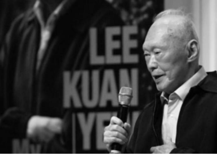 最近新加坡公寓经理被抓，李光耀谈到治理贪腐意思是：官员无论大小，只要拥有工资以外