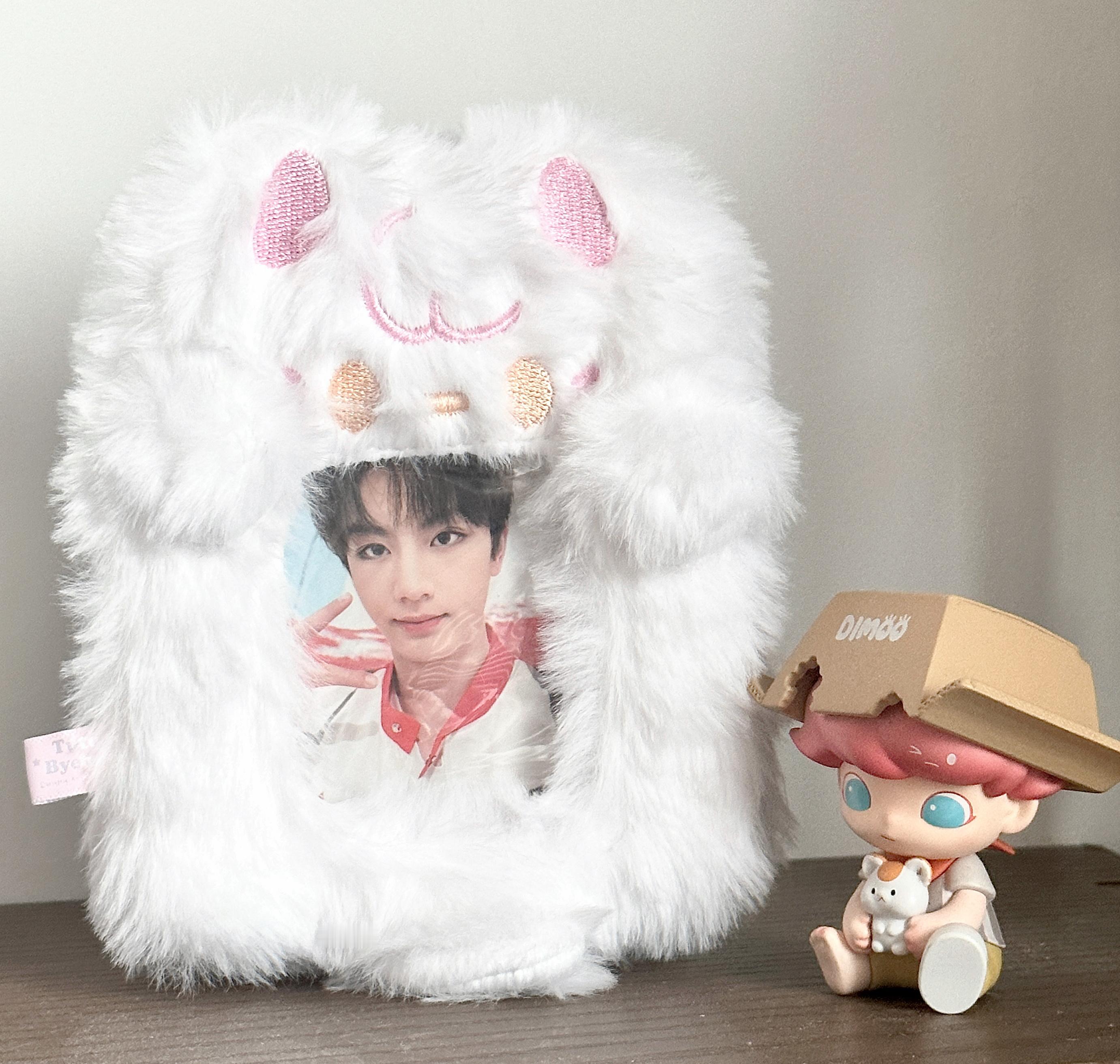 嘿嘿摸摸姐姐送的卡套太可爱啦！好喜欢！