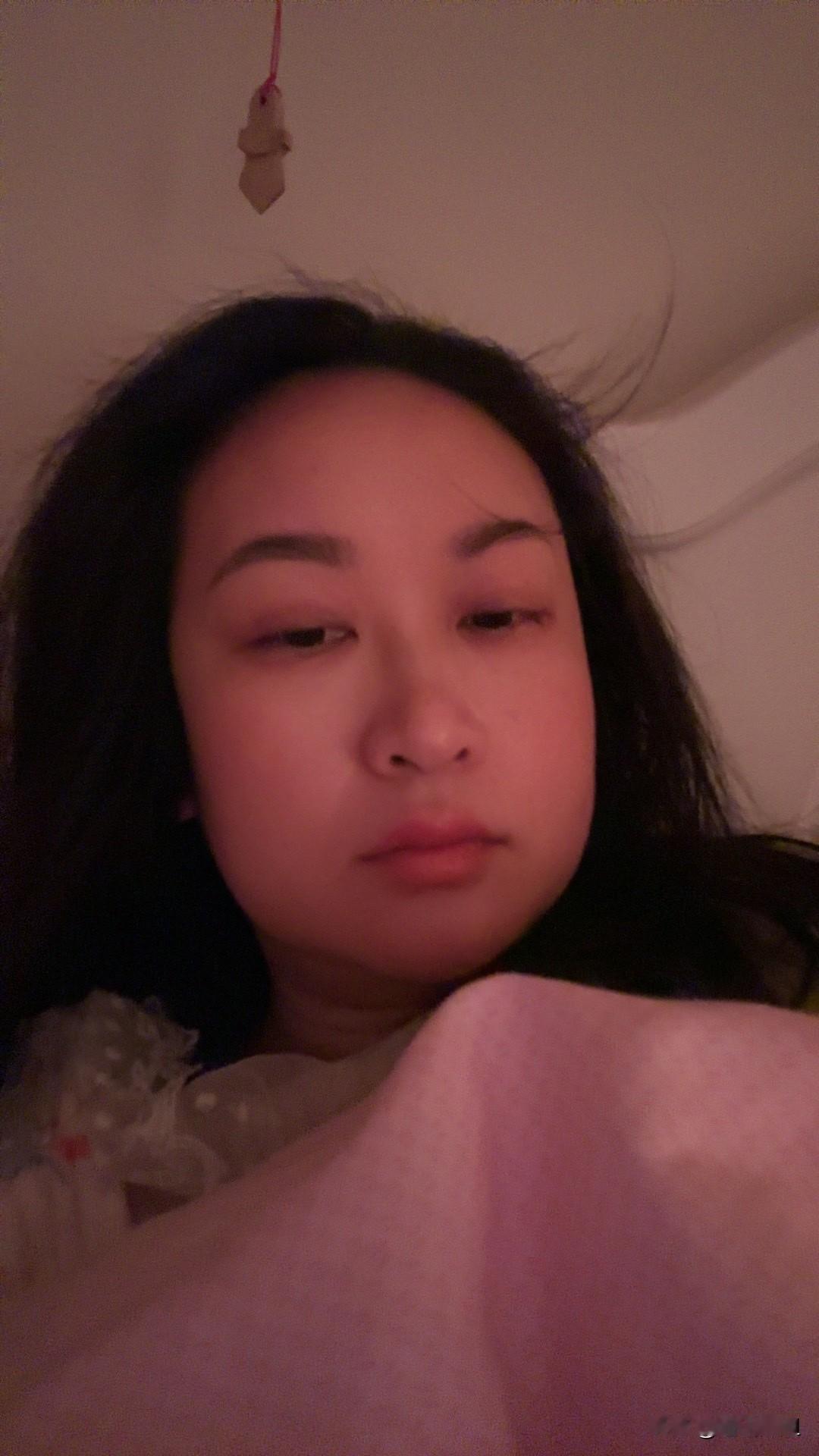 做资料员真的很辛苦，又一个加班夜，明天安监过来检查，加班加点做到三更半夜，白天也