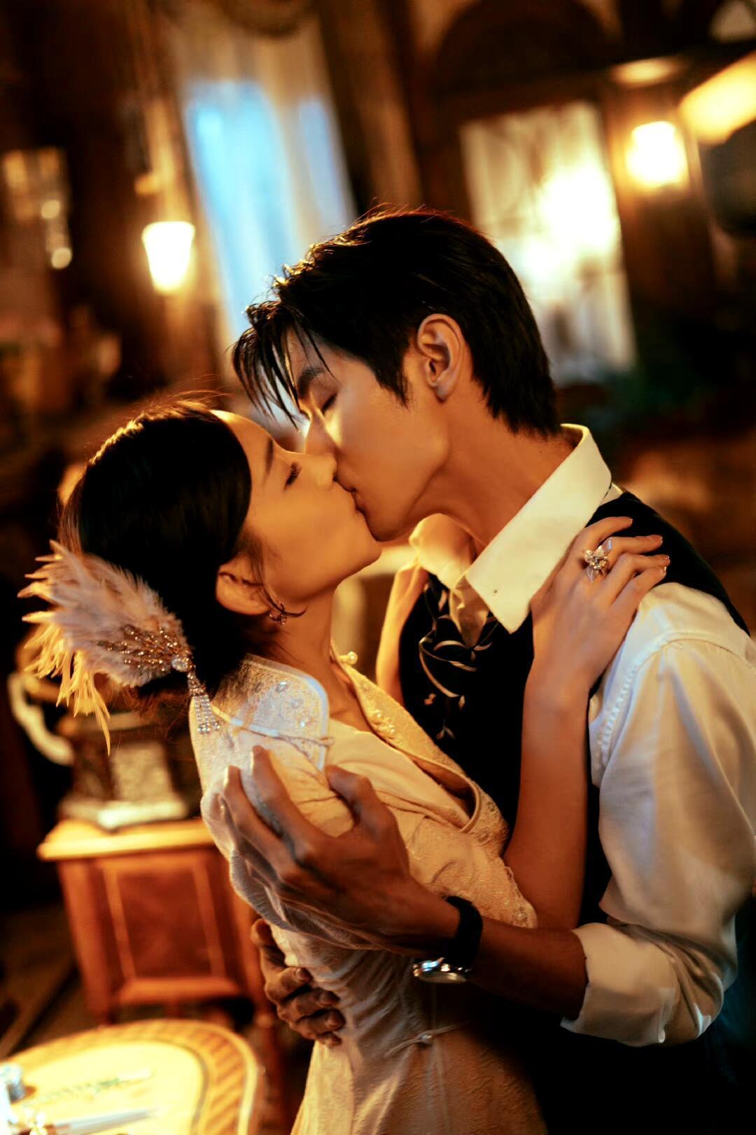 最近刷了部短剧《招惹》，好看，男的帅女的靓，演技在线，就是复仇剧本有点老套。20