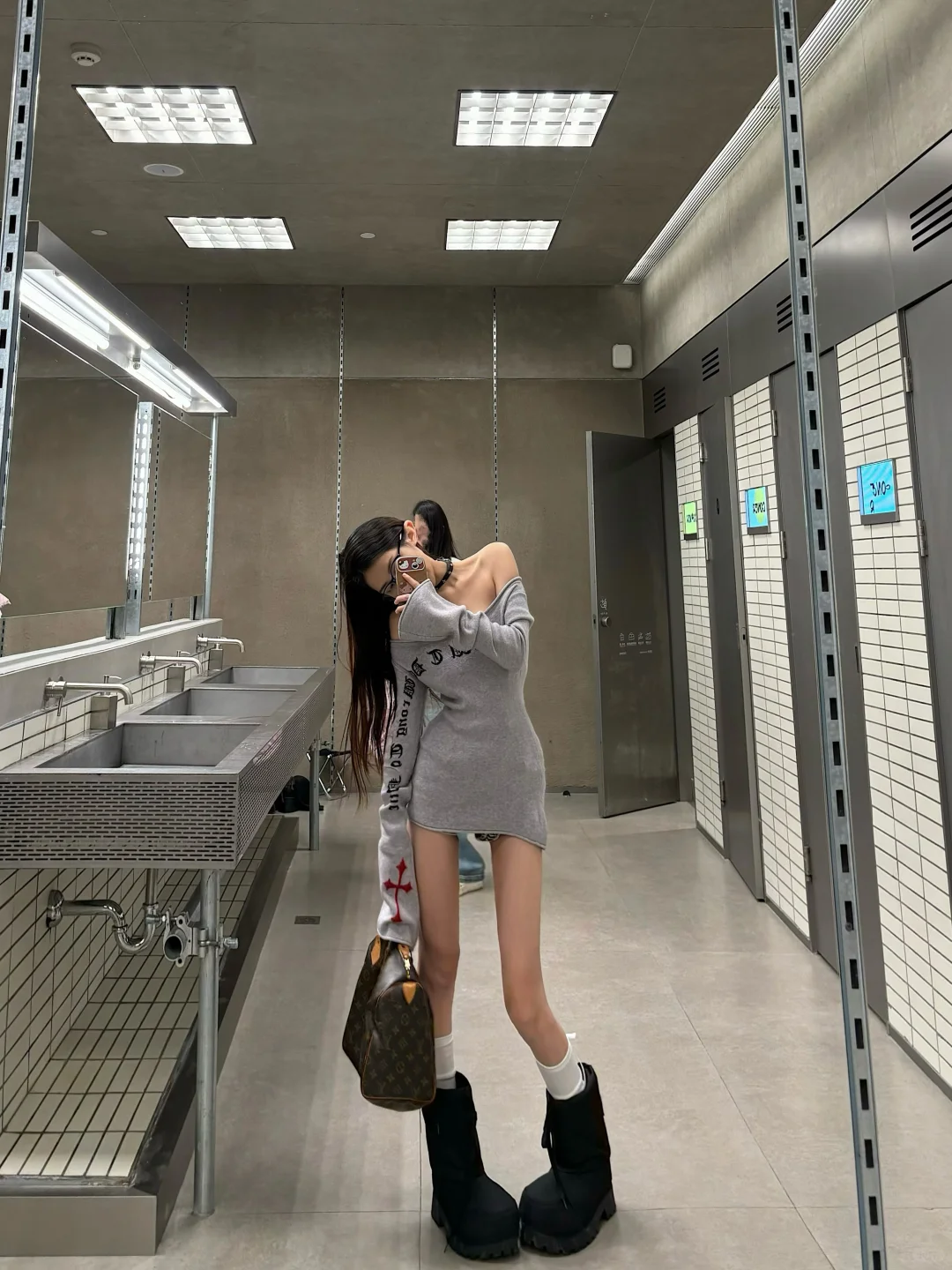 复古y2k亚系风