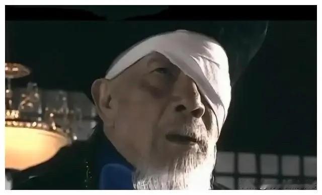 最近，高志凯先生两次在其个人视频里，提醒要警惕日本近期的危险动态与政策走势。笔者