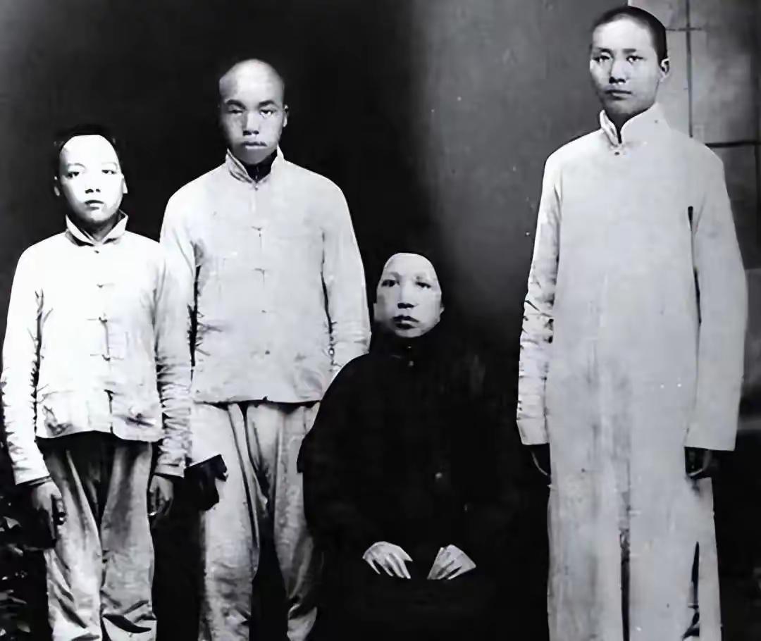 最伟大的母亲文七妹：目不识丁，却养育出一代伟人
 
谁能想到，影响伟人一生格局与