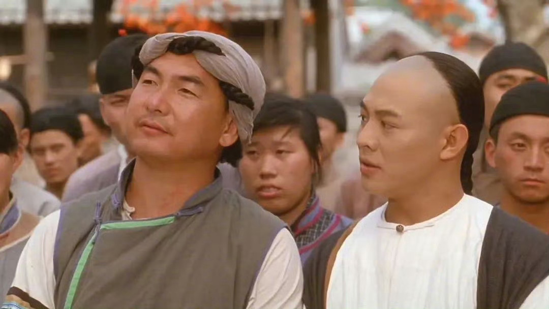 #元奎已于两年前离世#元奎的离世对电影界造成重大损失，引发广泛的哀悼和回忆。成龙