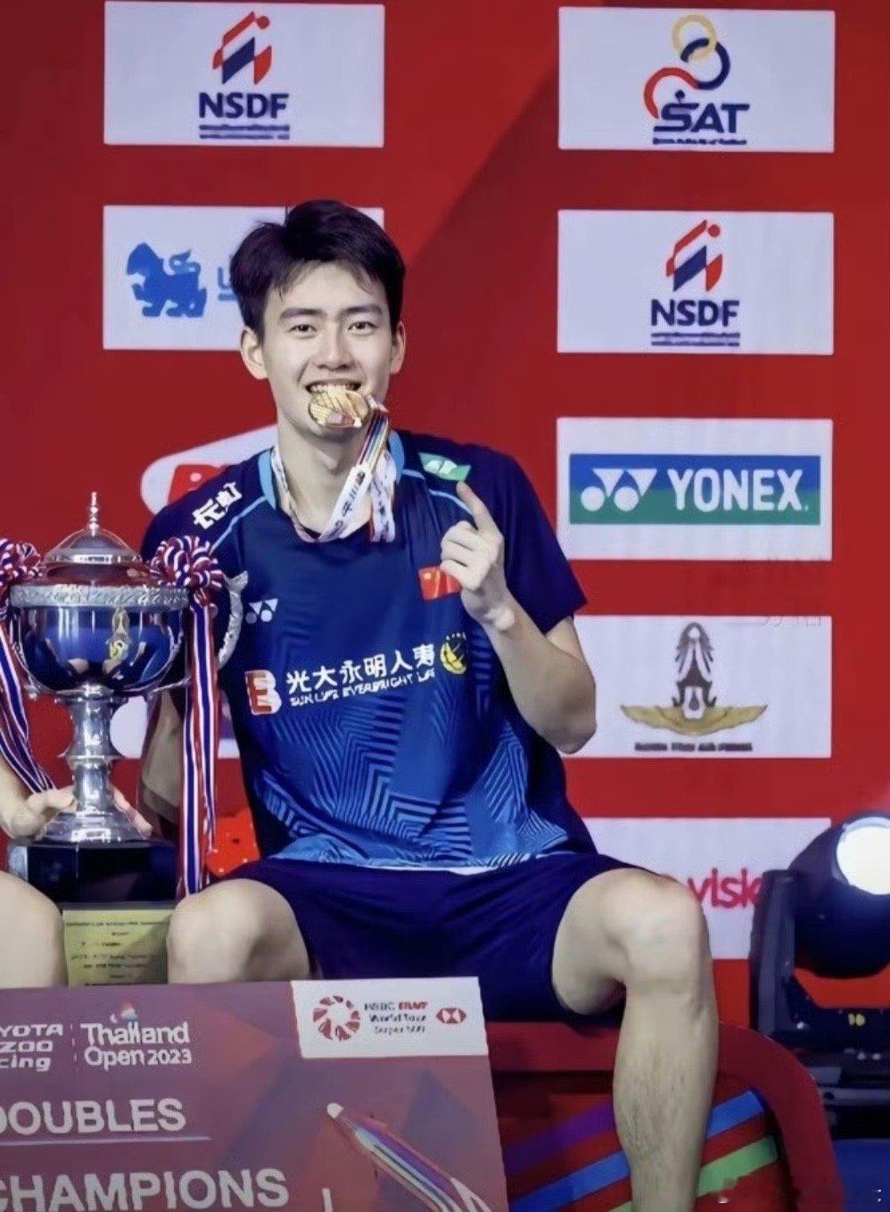 #王昶看自己14岁拍的跑男宣传片##奥运会[超话]# 王昶少年已长成，梁王组合超