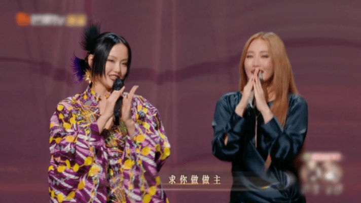 被生活磋磨了一天，听到黄龄媚骨天成的声音，突然就被治愈了…谢谢姐姐。🧡 