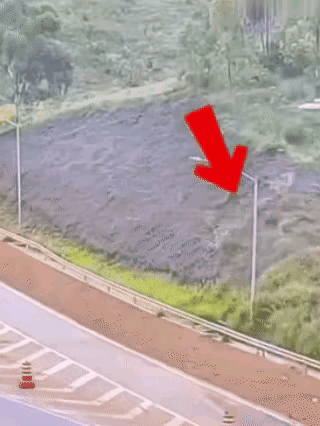 下坡这种避险太有必要了。