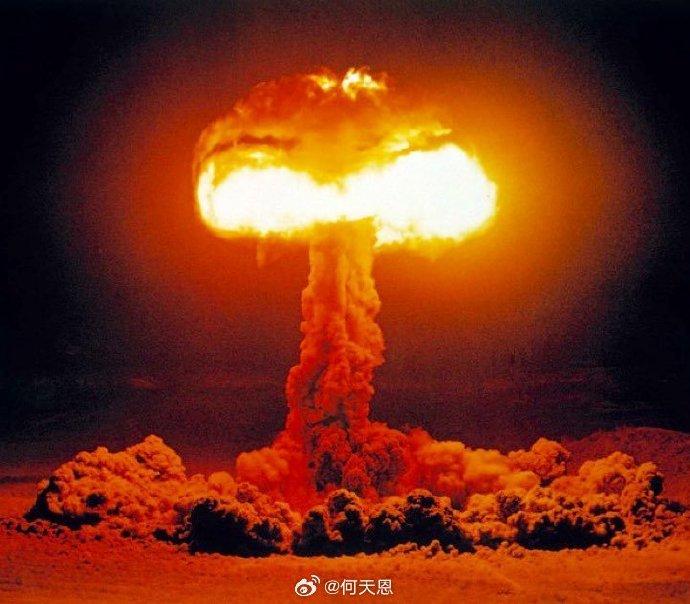 美国著名媒体人塔克·卡尔森表示：美国支持的军事打击和持续的攻击“绝对令人厌恶且邪