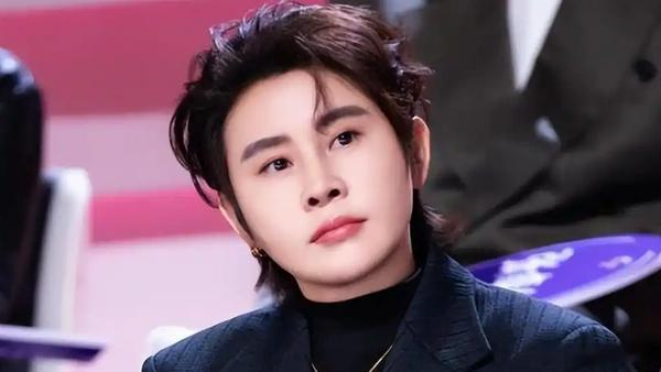 王濛:不行让我签生死状复出！王濛 2月21日，米兰冬奥会短道速滑最后一个比赛日结